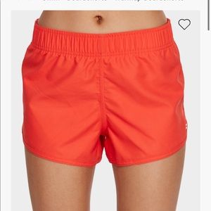 Billabong Women’s Warmup Boardshorts size Medium